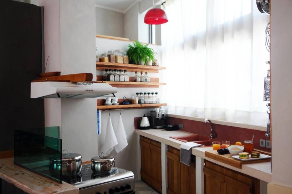Unique - Spacious Studio With Rooftop / Thissio Athene Buitenkant foto